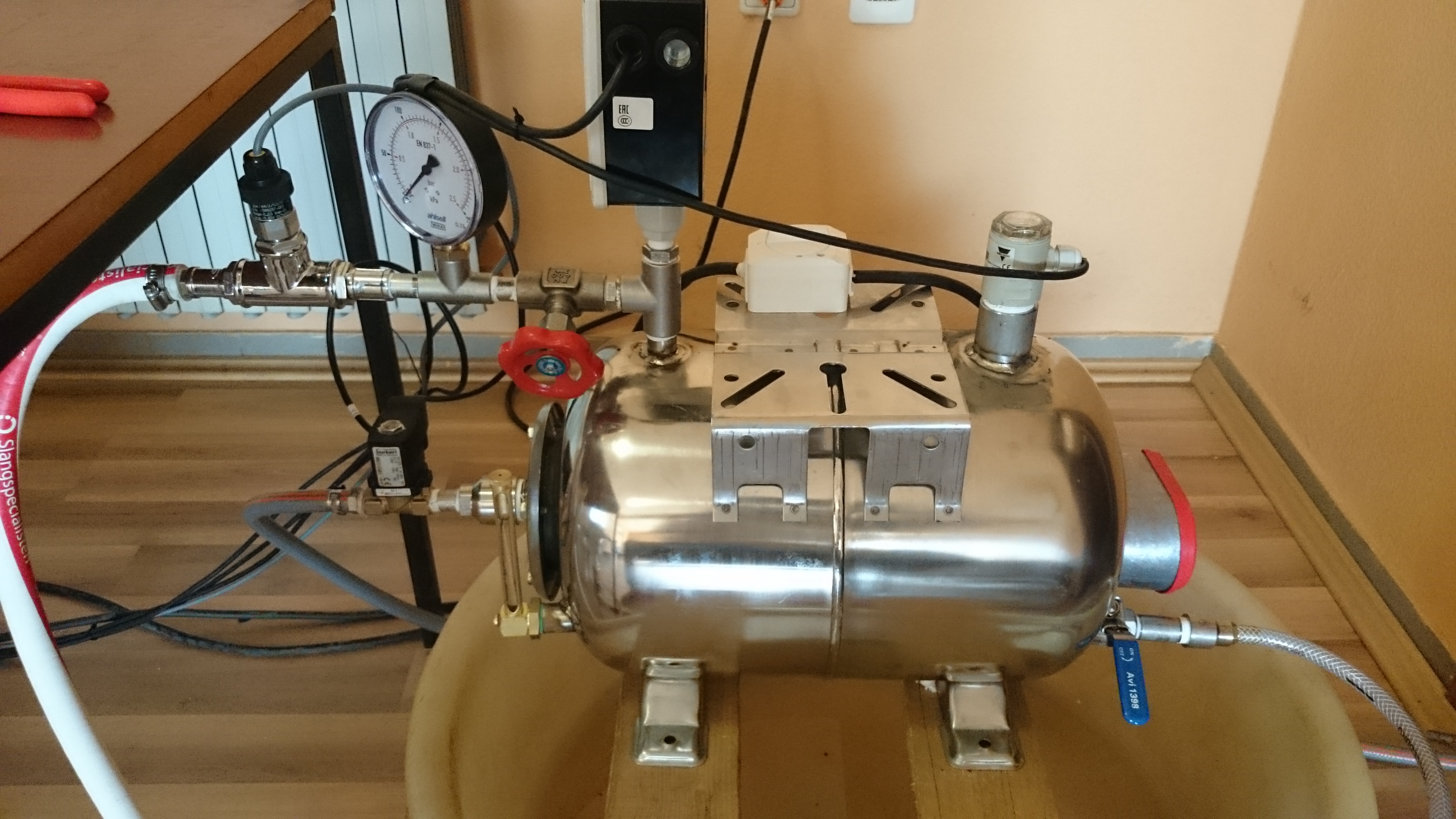 Laboratory steam boiler