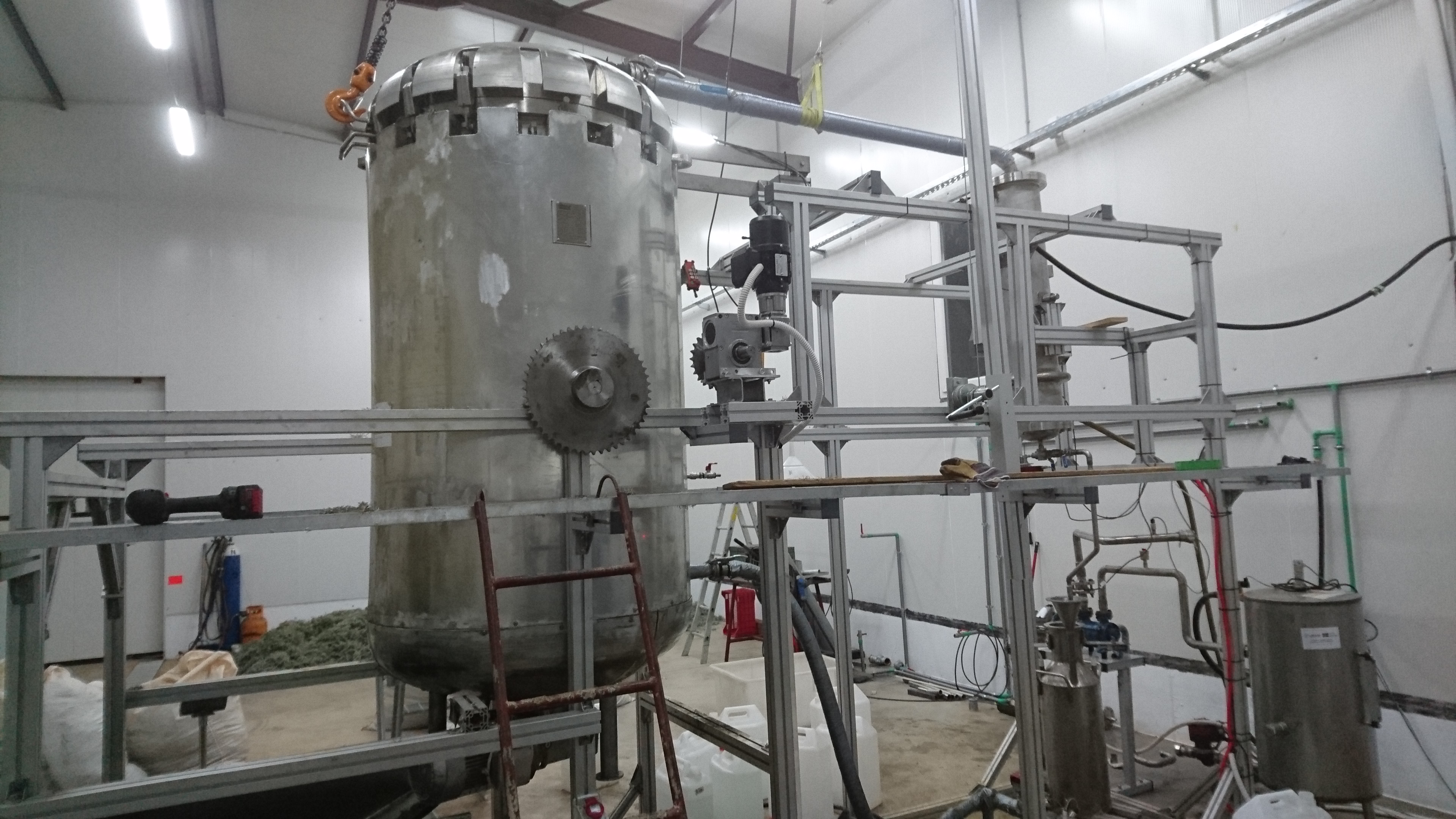 Modular distillation technology
